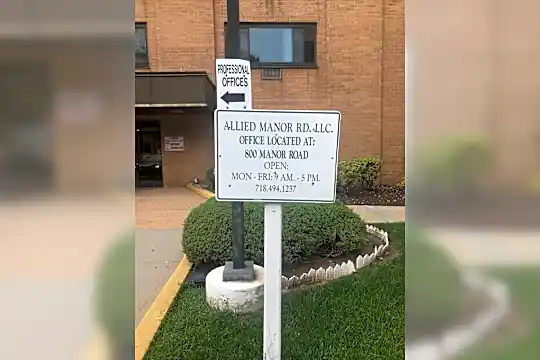 Allied Manor Photo 2