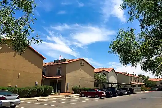 Spanish Creek Townhomes Photo 1