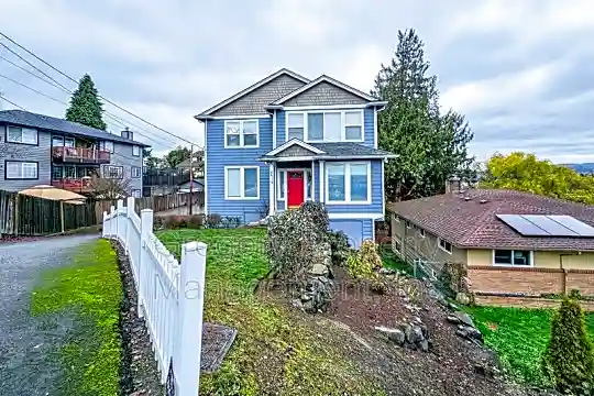 8514 South 124th Street Photo 2