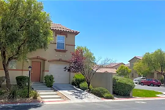 7250 Freedom Ring St Photo 2