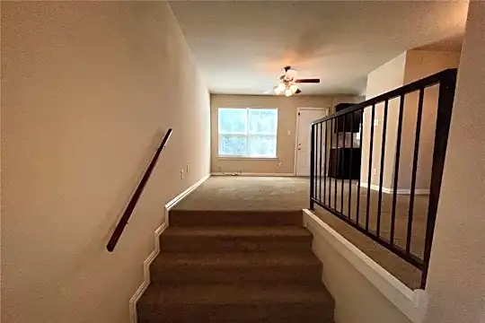 1414 Park Pl Photo 2