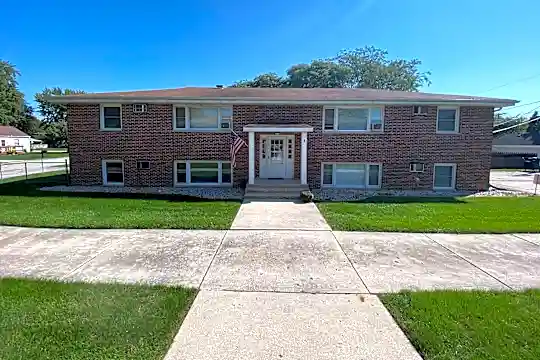 275 Prairie Ave Photo 1