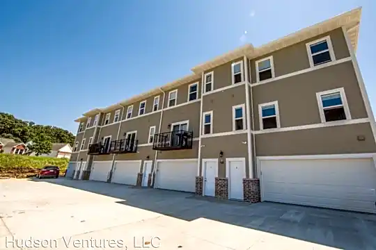 301 Springfield Ave Photo 1