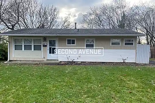 2659 Niagara St Photo 1