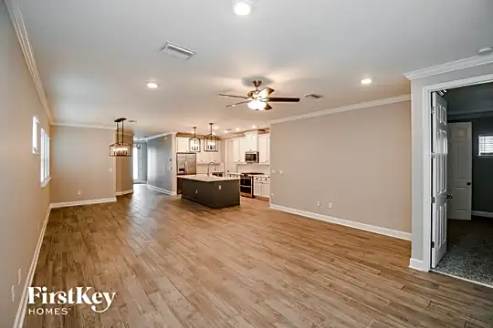 38 Dalton Circle Photo 2