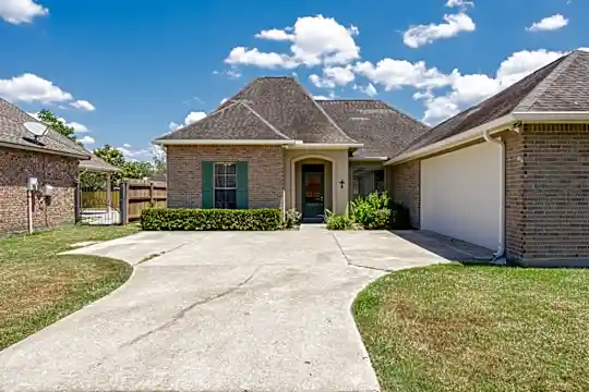 14450LakeMeadowCourt_MLS-4.jpg