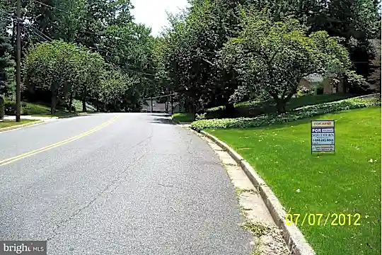 3820 King Arthur Rd Photo 2