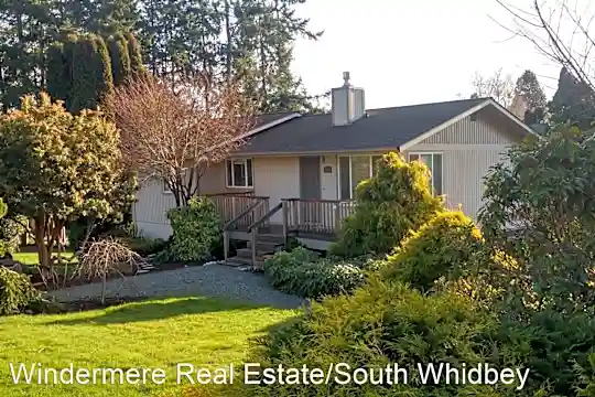 2474 Hillis Drive Photo 1