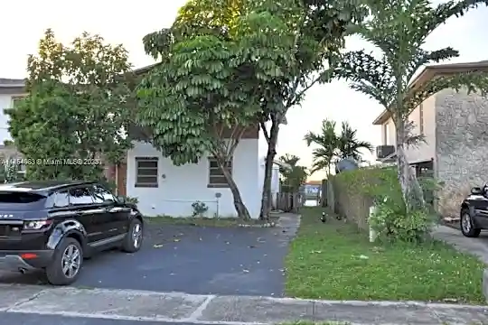 417 Sunshine Dr Photo 1
