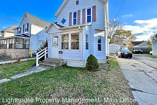 340 Gunnison Ave SW Photo 2