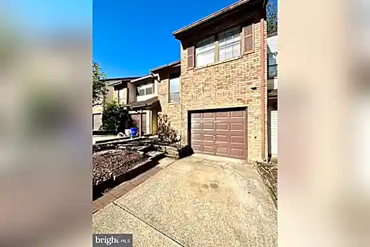 62 Lafayette Ln Photo 1