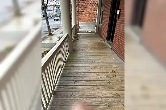 1809 Chase Ave Photo 2