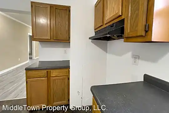 722 S Hackley St Photo 2