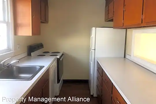 20 Carriage Ln Photo 2