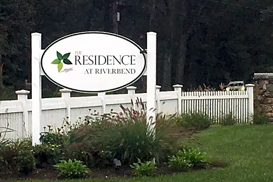 THE RESIDENCE AT RIVERBEND Photo 2