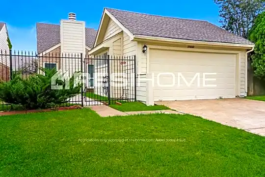 11847 Fairpoint Drive Photo 1