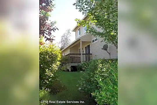 1514 Hollyhock Dr Photo 1