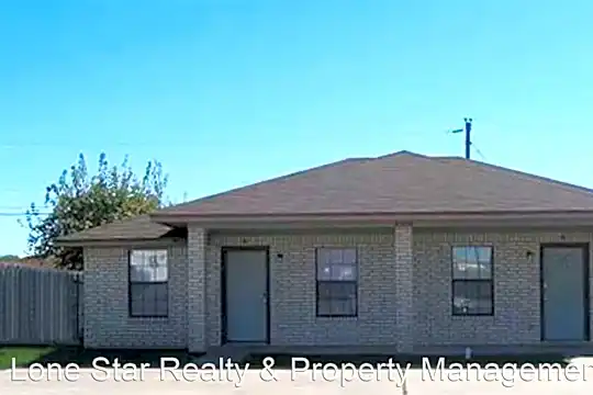 3106 Courtney Ln Photo 1