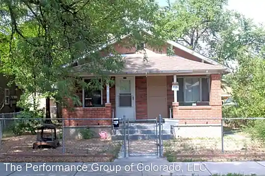 1633 Cedar St Photo 1