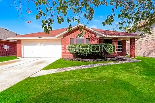 7866 Sawmill Trail Photo 1