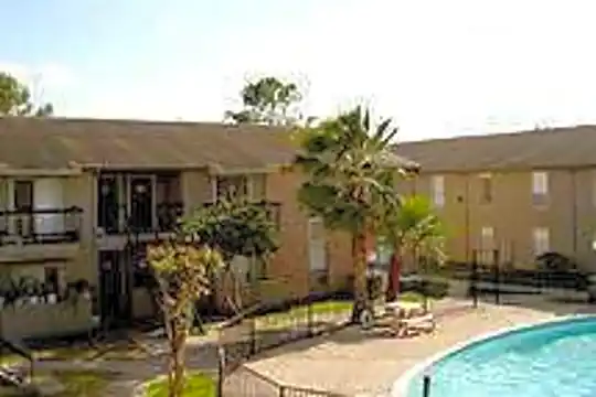 The Sebring Photo 2