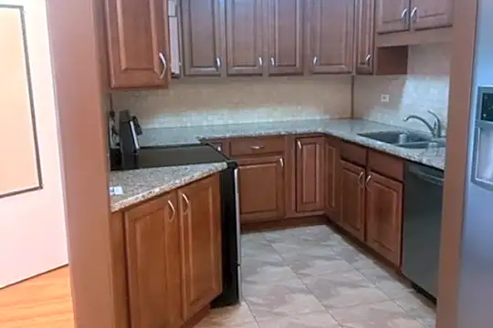 6110 Knoll Valley Dr #103 Photo 2