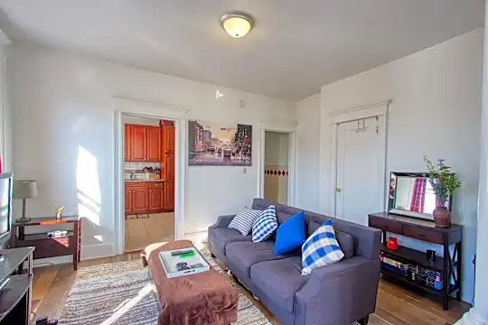 120 Dekalb Ave #13 Photo 1