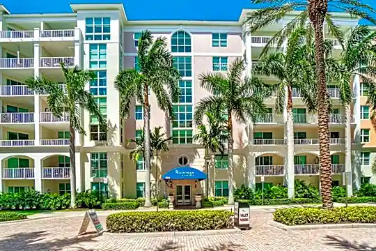 806 E Windward Way #301 Photo 1