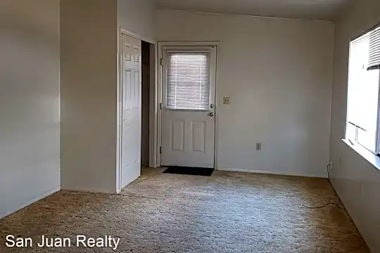 619 W La Plata St Photo 2