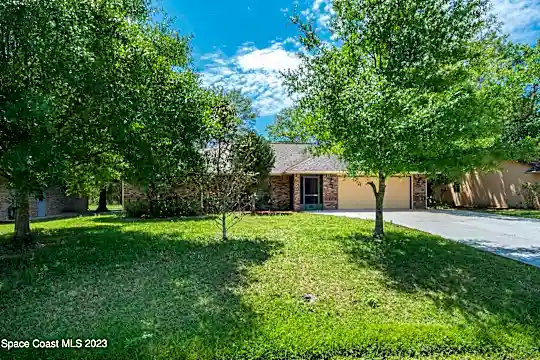 360 Rheine Rd NW Photo 2
