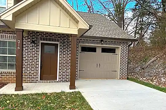 216 Cypress Ridge Photo 1