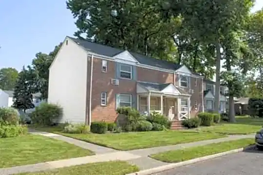Grovefield Apartments Photo 1