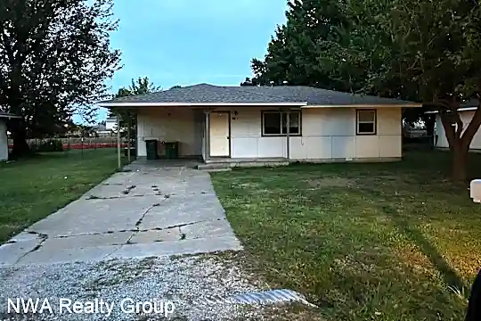336 Casteel Ln Photo 1