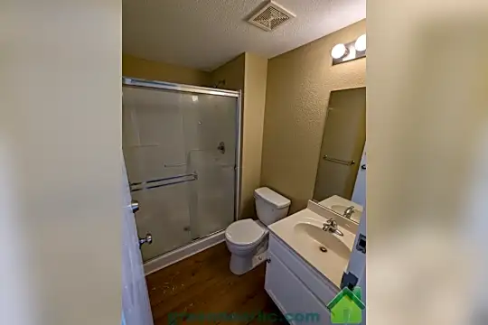 1103 Fall Meadow Ln Photo 2