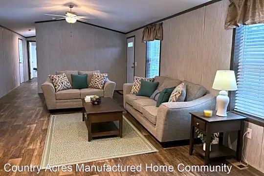 Country Acres Manufactured Home Community  Route 7 Photo 2