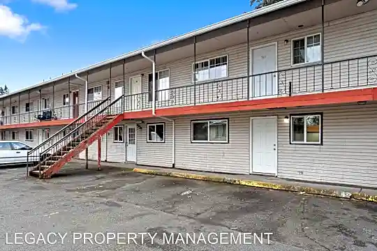 12430 NE Glisan Street Photo 1