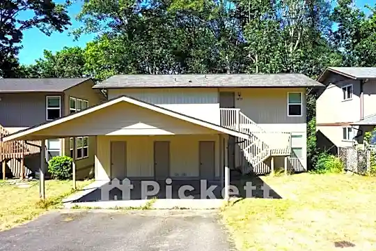 2435 Jenner Ave Photo 1