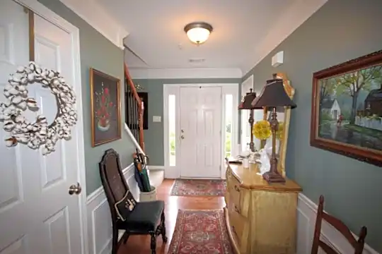 302 Balaban Cir Photo 2