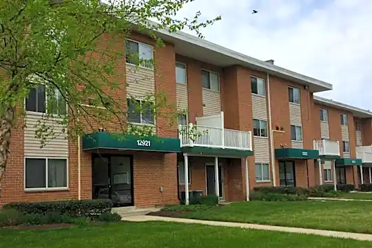 Woodland Grove Photo 1