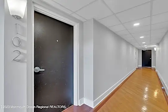 301 Sixth Ave #102 Photo 2
