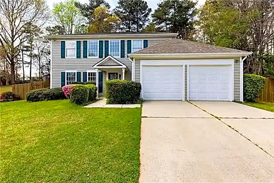 215 Douglas Fir Ct Photo 1