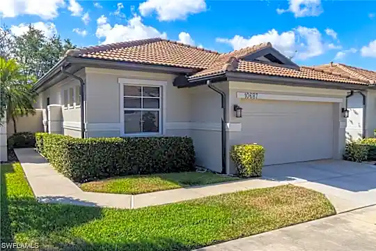10687 Avila Cir Photo 1