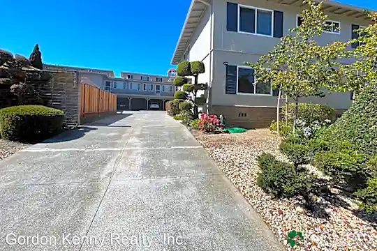 1743 Marco Polo Way Photo 1