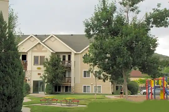 Aspen Villas Photo 2