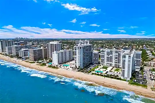 4280 Galt Ocean Dr #8N Photo 1