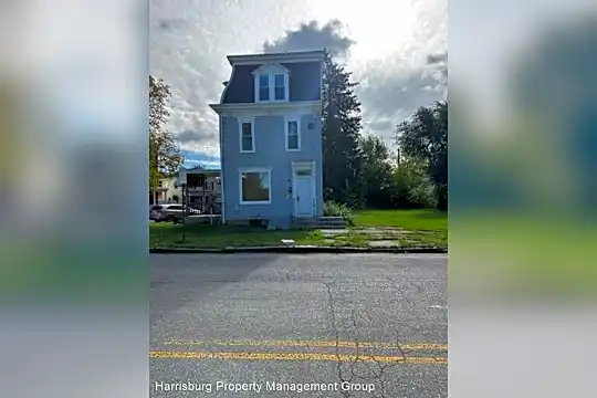 1529 Regina St Photo 1