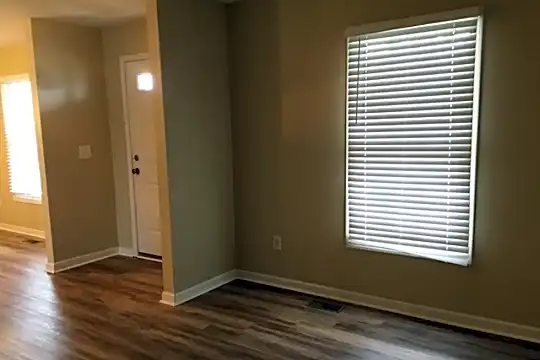 8093 Willow Brook Crossing Drive Photo 2