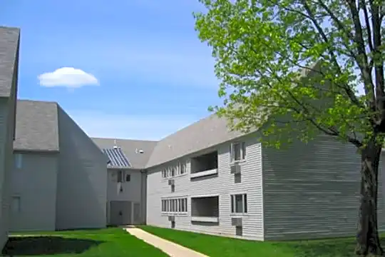 Beaver Brook Apartments Photo 2