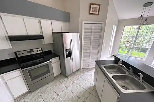 4692 Sussex Terrace #203 Photo 2