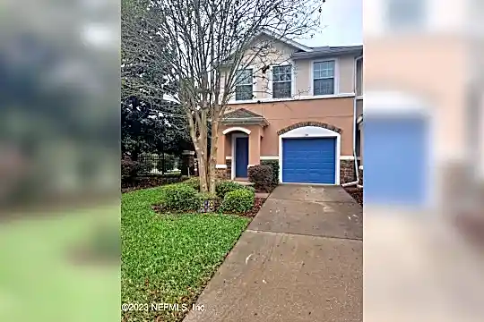 730 Crystal Way Photo 1